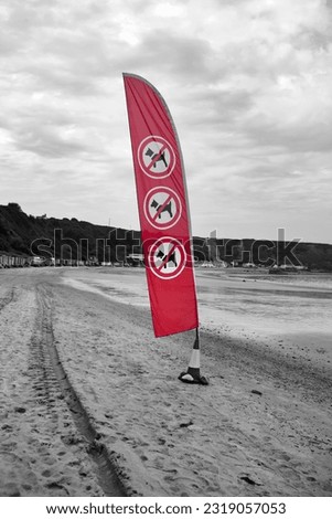 No dogs sail sign on Morfa Nefyn beach in Wales. Part of restrictions for dogs at limited times of the year in Wales