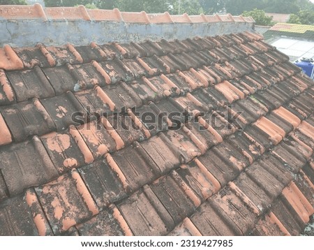 roof tiles made of fired clay