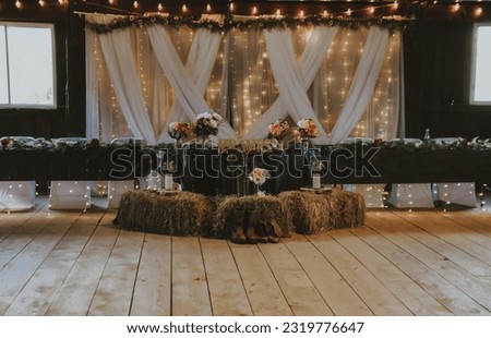 Rustic Theme Wedding Day décor 