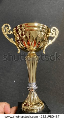 winner trophy in a game download hd free pic