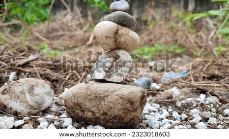 a beauty stones pyres foto in the vegetables garden 