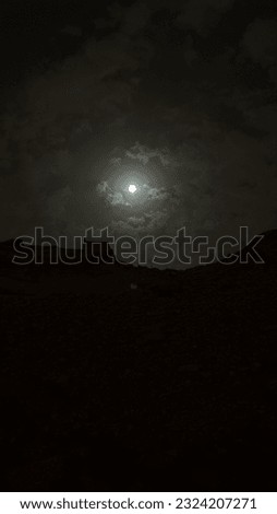 Picture of the moon taken from the deserts
