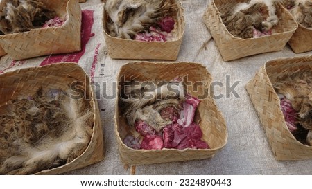 Raw mutton organs are ready to be distributed