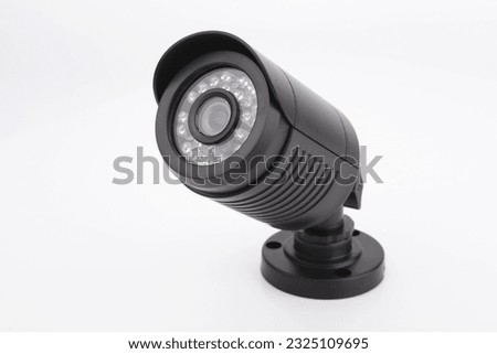 Camera
Captures images and videos
High-resolution and sharp image quality
Wide range of applications (security, surveillance, photography)
Digital or analog technology
Various types (webcam, CCTV, DSL