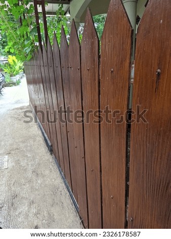 Minimalist and modern design fence with a sweet and beautiful GRC wood plank motif
