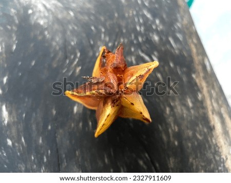 star fruit that is ripe and rotten