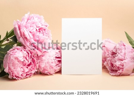 Blank wedding invitation card mockup with flowers, card with copy space
