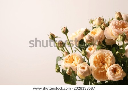 beautiful bouquet of yellow roses