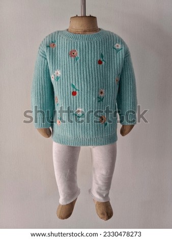 Crew Neck unisex Fisherman Knitted stitch kids sweater and Jumper.