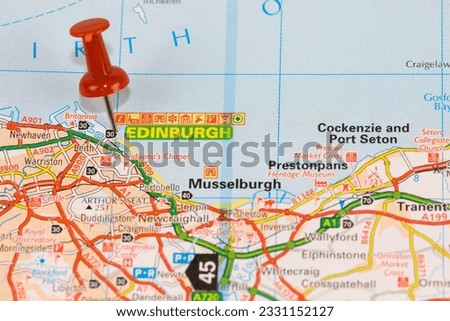 Street Map of  Edinburgh with red pin
