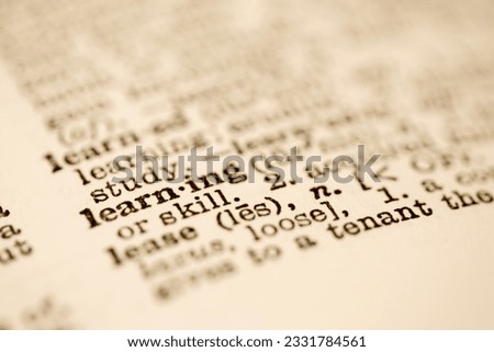 Selective focus of dictionary definition for the word learning.