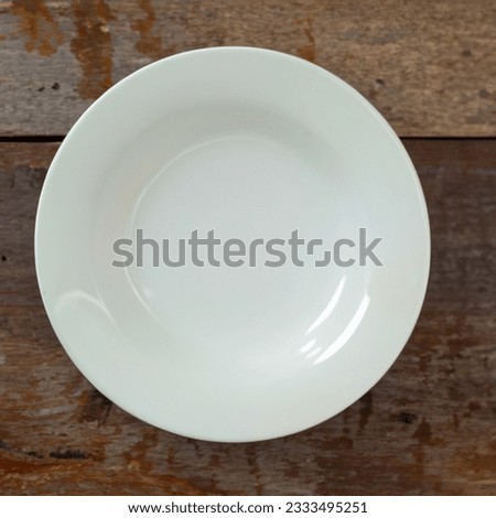 empty plate on the table