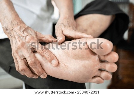 Diseases of Osteoarthritis or Rheumatoid Arthritis can affect the joints and foot pain,Peripheral neuropathy,tingling or numbness in sole and heel,or Metatarsalgia,inflammation of the ball of the foot
