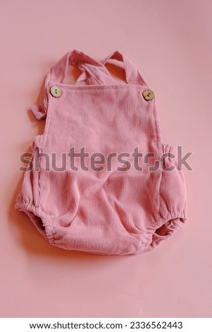 Preminum baby girl gift isolated pink