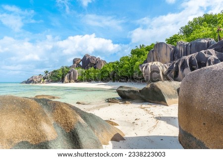 Huge boulders in Anse Source d'Argent beach. La Digue, Seychelles