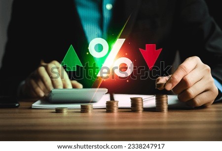 Investors calculate variable interest rates according to benchmarks. Offers flexibility but carries risk. market conditions is crucial for effective financial management. financial business strategy Royalty-Free Stock Photo #2338247917