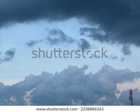 Beautiful clouds pictures are taken by this evening this look so natural