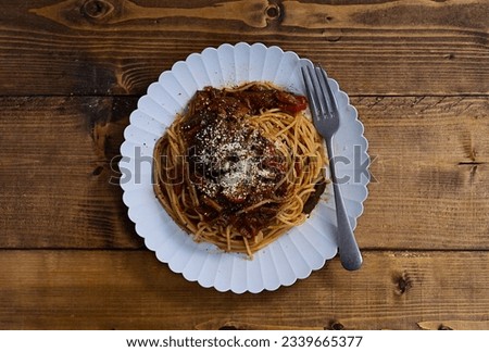 Pasta with venison in wine