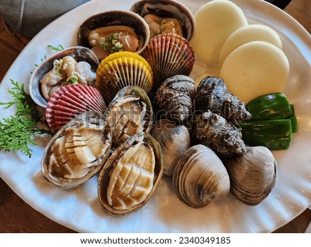 Pictures of various seashells. It is recommended when you need a picture of seafood or when you are grilling.