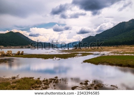 beautiful landscape of Keechelus Lake in Summer with long exposure. 