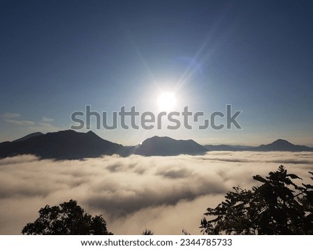 the fog flow on the cloud