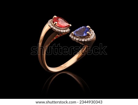Luxury jewelry ring photography with 100% focus