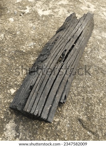 wood that has turned into charcoal