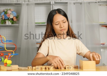 woman per message in the desk to relieve stress