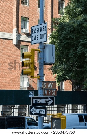 New York Traffic Lights and Signs