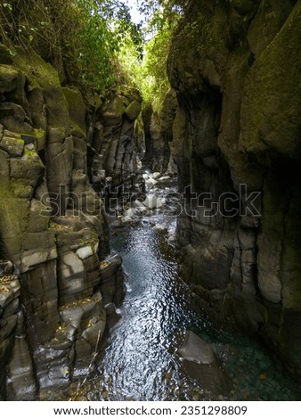Macho Monte canyon, Cuesta de Piedra, Chiriqui, Panamá - stock photo