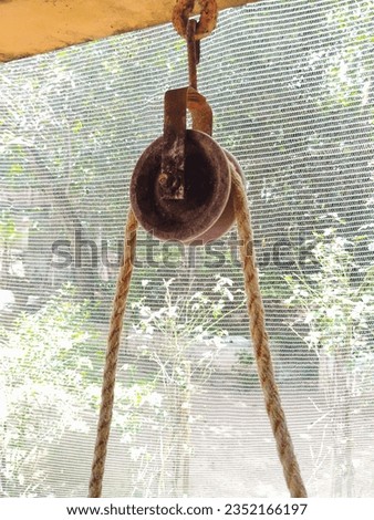 Fixed pulley stock photo for download