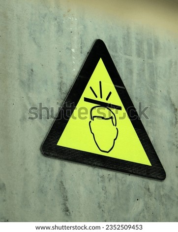 head symbol bump safety warning