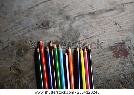 colored markers for autumn back to school