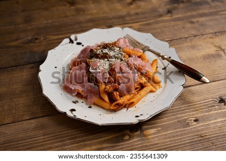Penne with Prosciutto Ham and Tomato Sauce