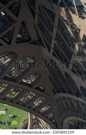 detail of the structure of the Eiffel Tower