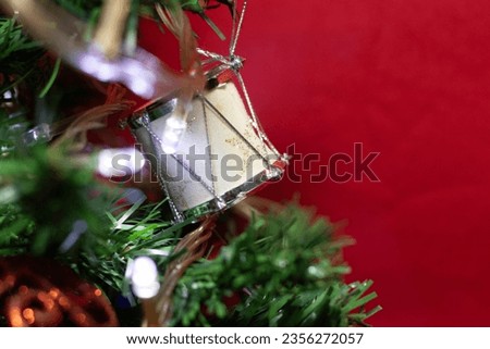 super close of a christmas ornament