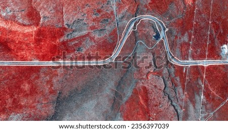  artificial river  ,  abstract photography of relief drawings in  fields in the U.S.A. from the air, Genre: Abstract Naturalism, 