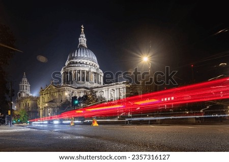 Night view of St. Paul's Cathedral of the beautiful city of London