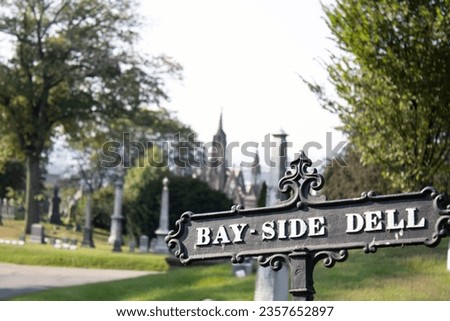 bay side dell sign in greenwood cemetery.