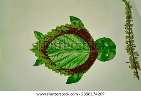 turtle animal, a form of children's artwork composed of various leaves.