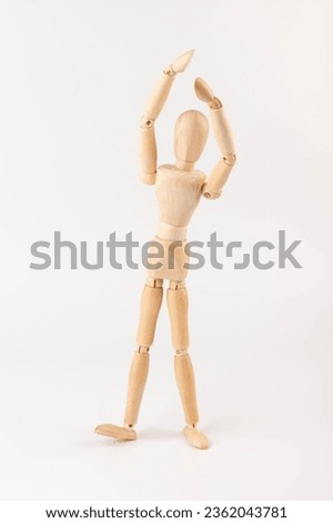wooden puppet Used for modeling human gestures.There are many gestures for practicing drawingMade of beautiful lathe wood, running, walking, kicking football, volleying, waving left and right hands.