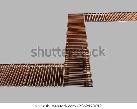 Drainage cover made from steel or containing steel as a component.