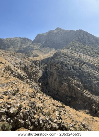 sirnak uludere tanin tanin mountains. Mount Kelmehmet. September 2023. Uzungecit Sirnak. Türkiye.