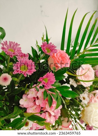 Beautiful flowers for decoration in wedding and all other functions