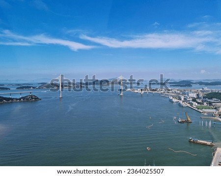 
This is the sea coast with a view of Mokpo Bridge.