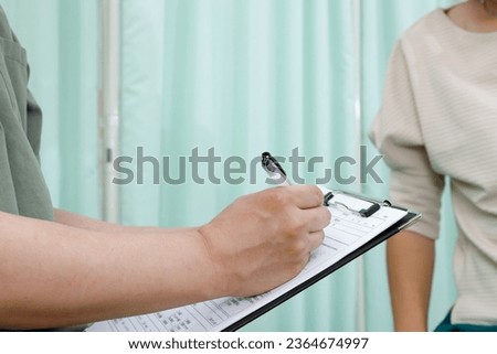 Medical interview. Male acupuncture clinic, osteopathic clinic, osteopathic clinic, orthopedic clinic, and orthopedic image to be filled out after listening to the patient's symptoms.
 Royalty-Free Stock Photo #2364674997