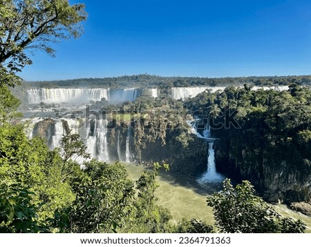 Iguaçu Falls is one of Brazil's most-frequented tourist destinations.A country town where you can be in 3 countries on the same day, prepared to host tourists from all over the world.