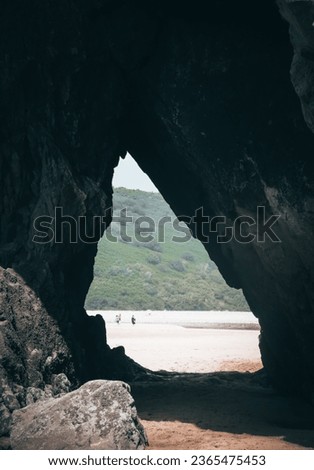 picture of a large cave entrance
