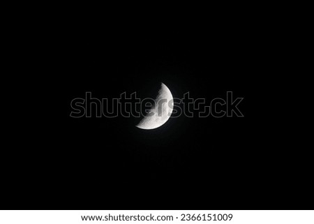 A beautiful shot of the moon from Waco, Texas