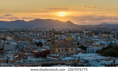 The temple of San Antonio is a monument and religious masterpiece, located in the historic center of the City of Aguascalientes. With view of the Cerro del Muerto at sunset